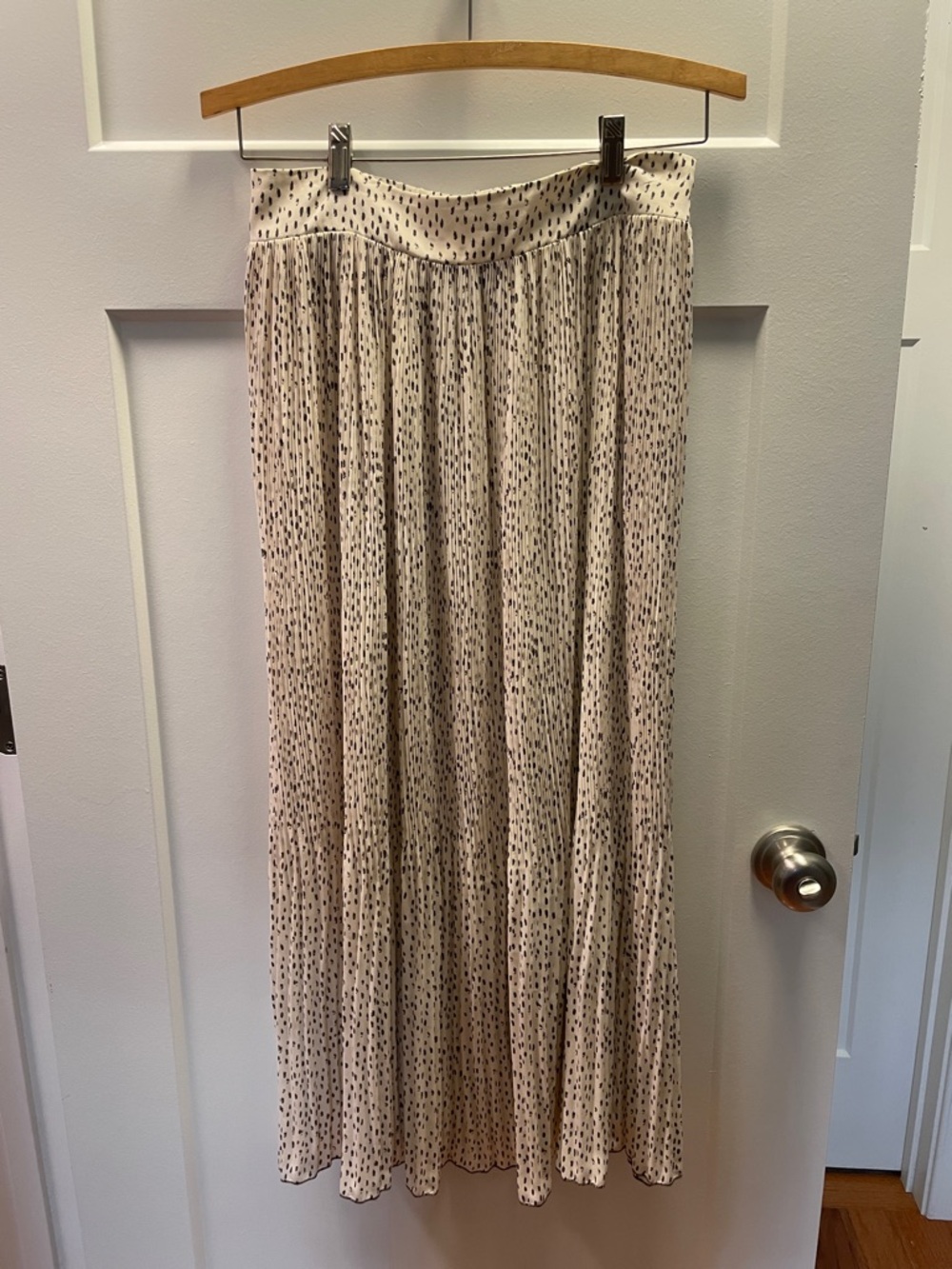 Cream Pleated Midi Skirt with Dot Print